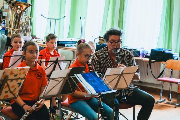 musikschule-st-stefan-im-rosental-2023-07-01-instrumentenkarussell-03